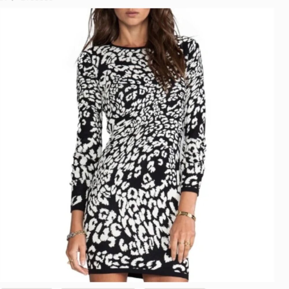 BARDOT | US6 | black and white leopard print knit long sleeve bodycon dress